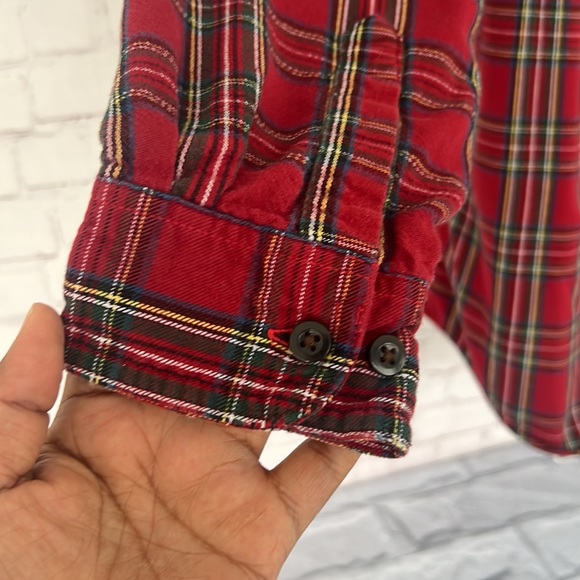 L.L Bean red Flannel button down shirt size Large Regular - Picture 7 of 9